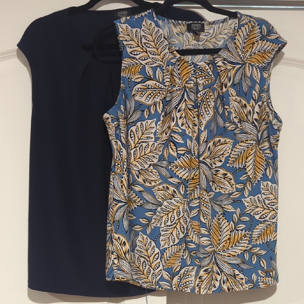 Jones New York Blue and Yellow Leaf Print Blouse